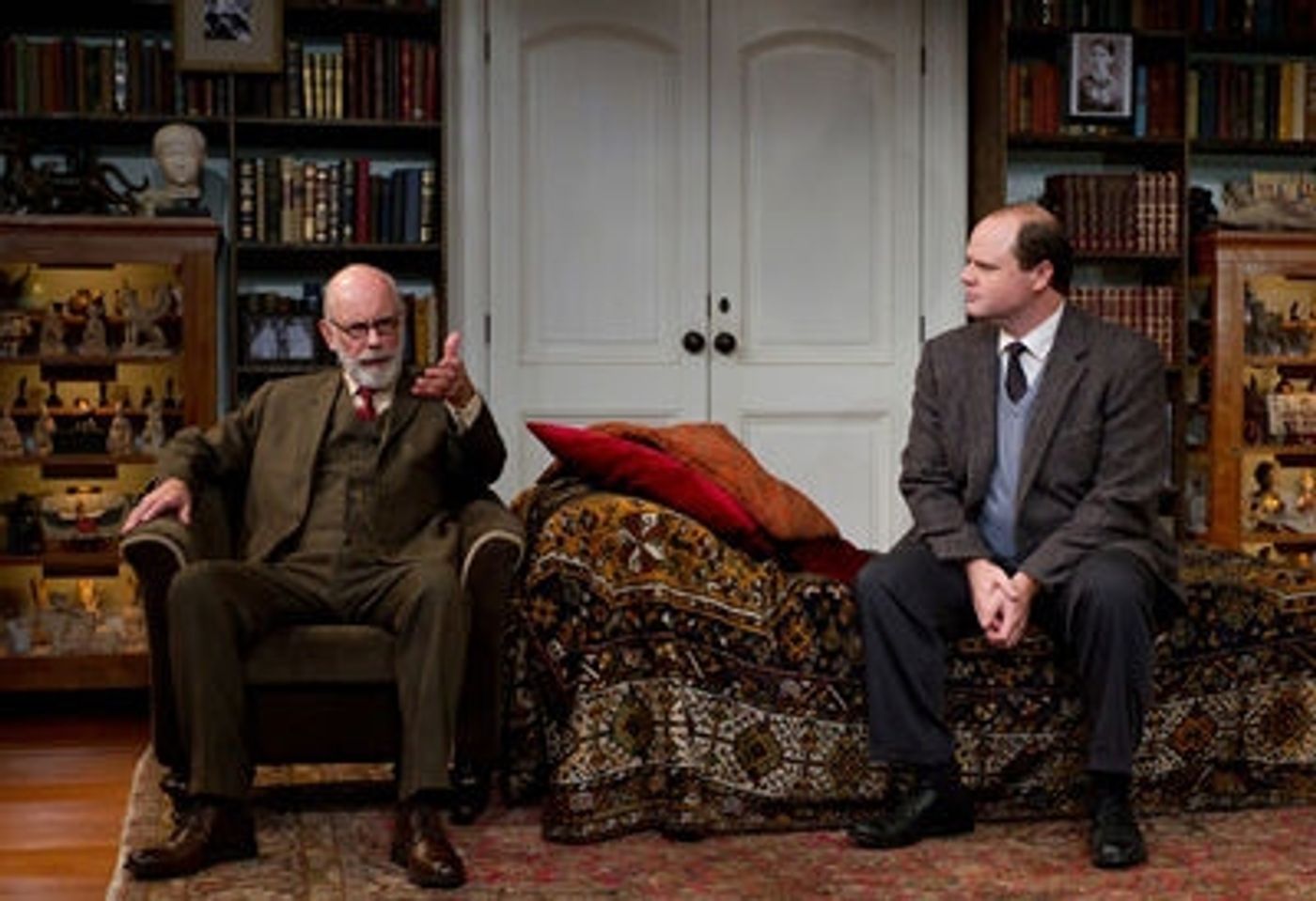 Photo Flash: First Look at David Howey, Todd Scofield and More in Arden Theatre's FREUD'S LAST SESSION  Image
