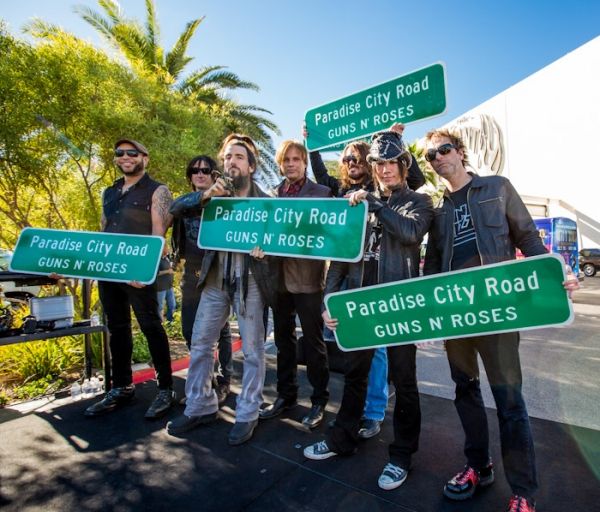 Photo Flash: Hard Rock Renames Paradise Road in Honor of GUNS N’ ROSES’ Residency  Image