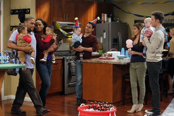 Photo Flash: GUYS WITH KIDS' 'First Birthday,' to Air 11/14 Photo Flash: GUYS WITH KIDS' 'First Birthday,' to Air 11/14 Image