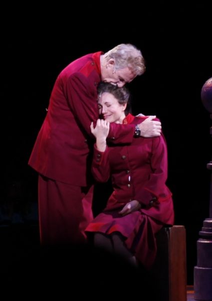 Photo Flash: First Look at Kelly McCormick, Mylinda Hull and More in NSMT's GUYS AND DOLLS  Image