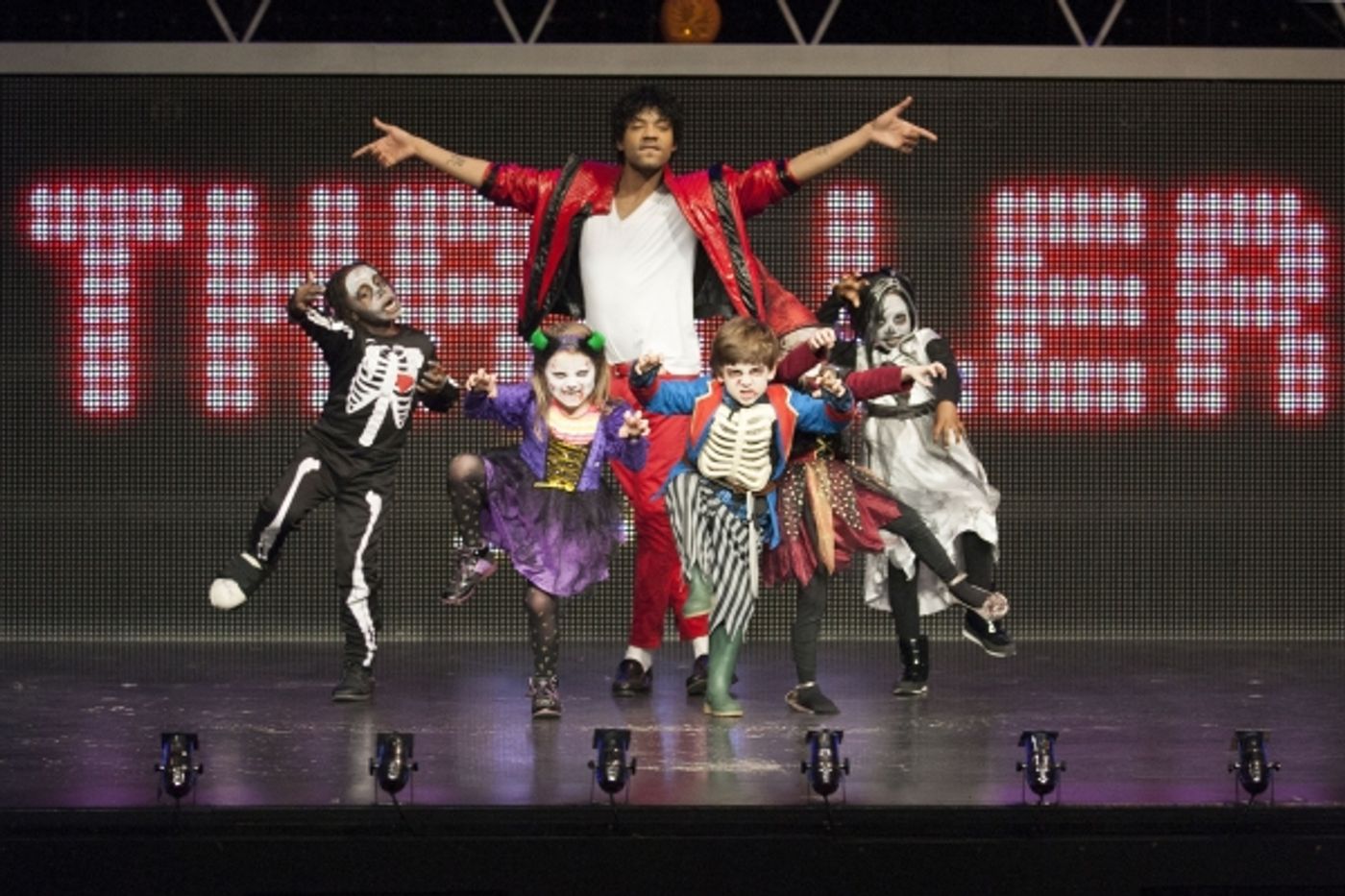 Photo Flash: Holmleigh Primary School Pupils Perform with THRILLER LIVE Cast at Lyric Theatre!  Image