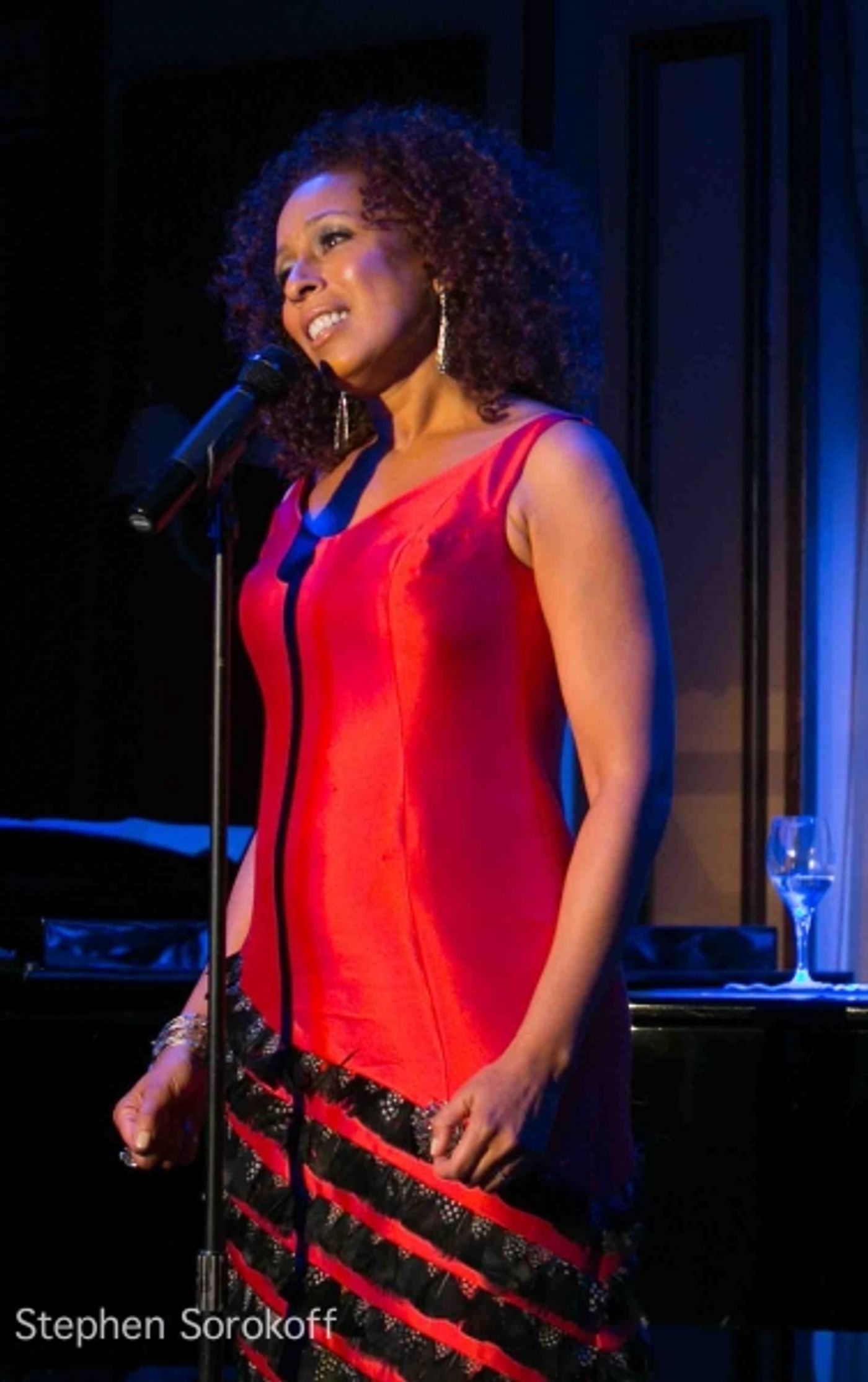 Photo Coverage: Tamara Tunie Plays Feinstein's at Loews Regency  Image