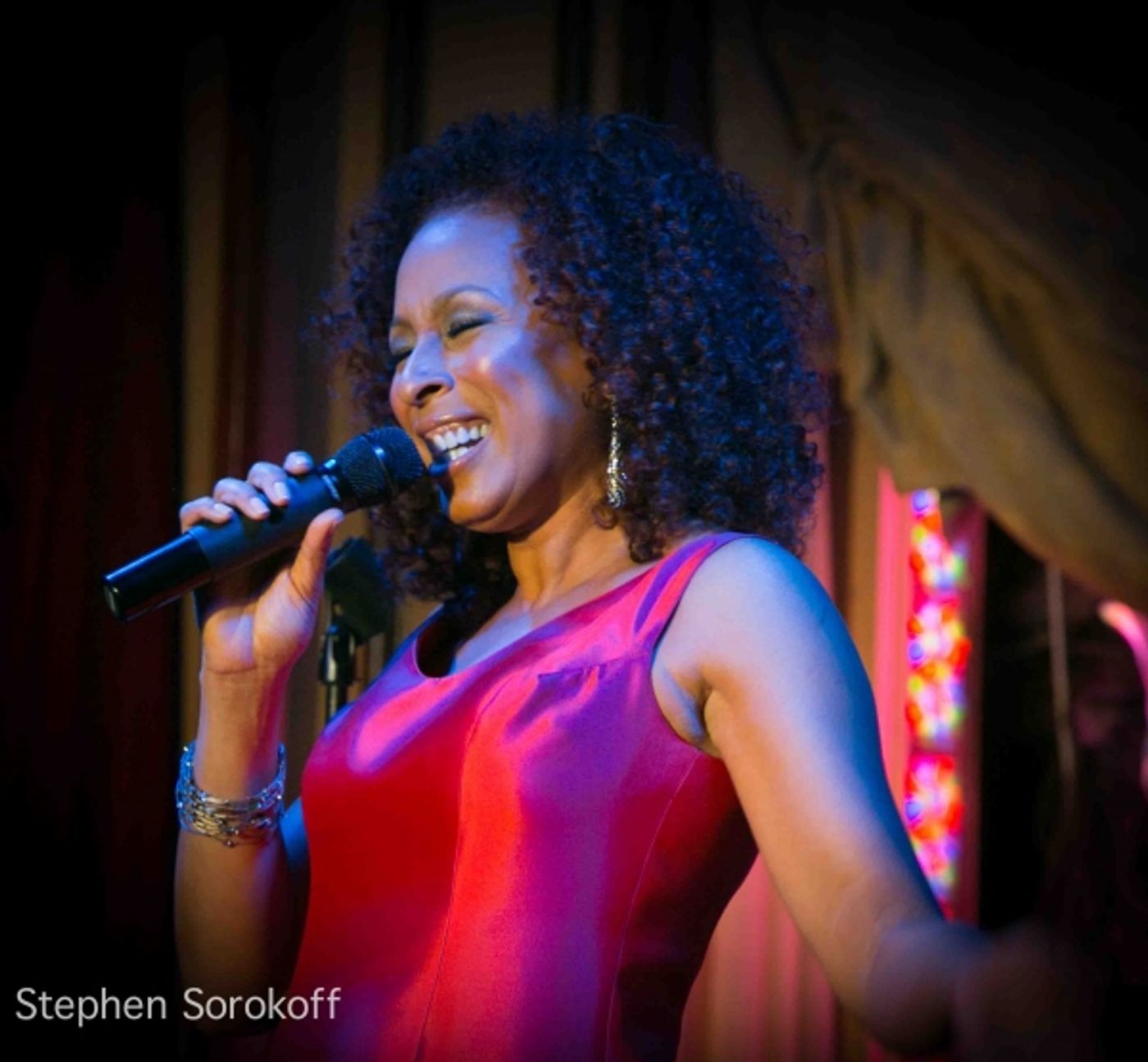 Photo Coverage: Tamara Tunie Plays Feinstein's at Loews Regency  Image