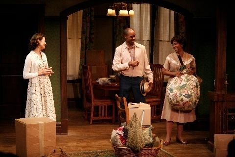Photo Flash: First Look at Nancy Bell, Tanesha Gary and More in CLYBOURNE PARK  Image