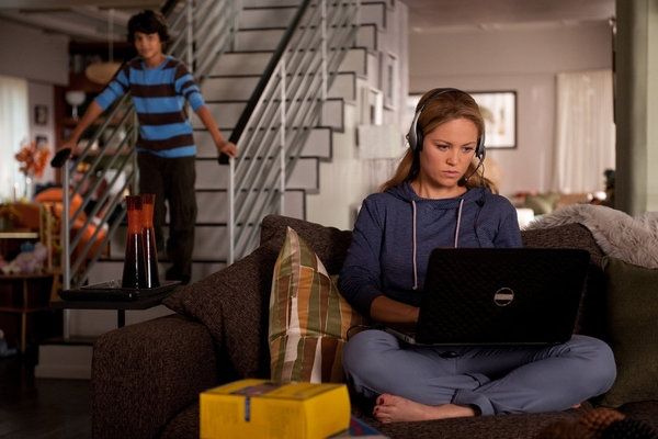 Xolo Mariduena, Erika Christensen Photo