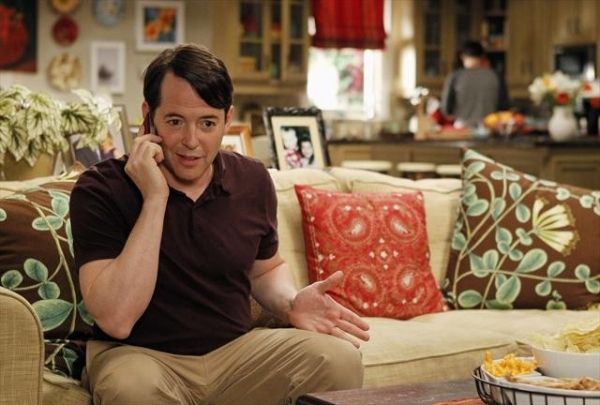 Photo Flash: First Look at Matthew Broderick on MODERN FAMILY  Image