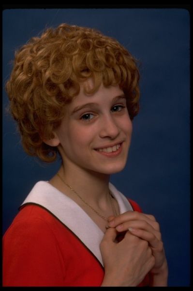 Photo Flashback: Scenes from the Original Production of ANNIE - Andrea McArdle, Dorothy Loudon, Sarah Jessica Parker and More!  Image