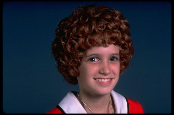 Photo Flashback: Scenes from the Original Production of ANNIE - Andrea McArdle, Dorothy Loudon, Sarah Jessica Parker and More!  Image