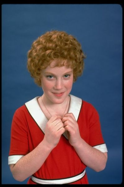 Photo Flashback: Scenes from the Original Production of ANNIE - Andrea McArdle, Dorothy Loudon, Sarah Jessica Parker and More!  Image