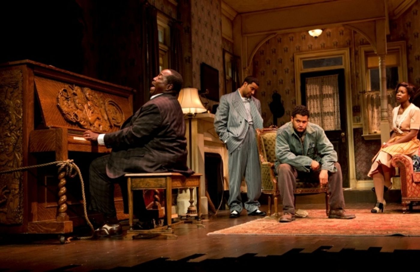Photo Flash: First Look at Signature Theatre's THE PIANO LESSON  Image