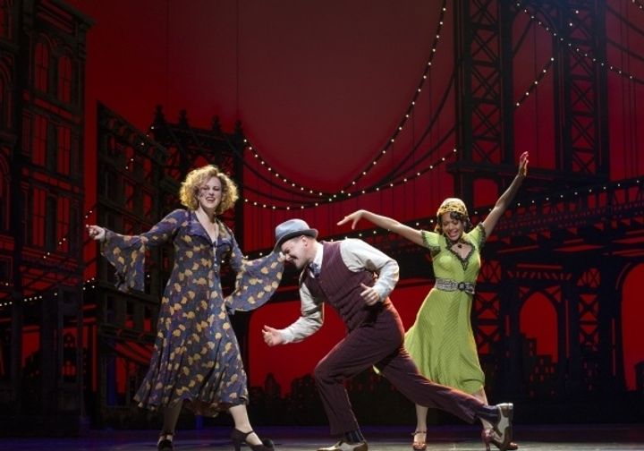 Annie Production Photo