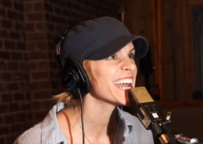 Jenn Colella Photo