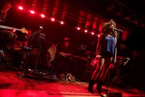 Rebecca Naomi Jones Photo