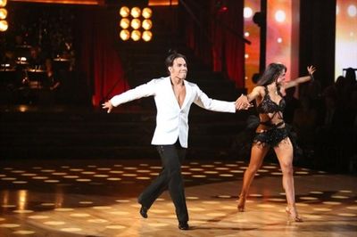 APOLO ANTON OHNO, KARINA SMIRNOFF    Photo