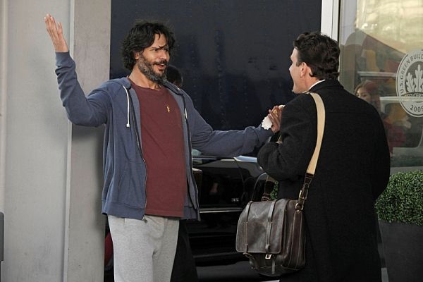 Photo Flash: First Look - HOW I MET YOUR MOTHER, 'The Stamp Tramp'  Image