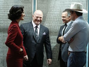 Carrie-Anne Moss, Michael Chiklis, James Russo Dennis Quaid @ BroadwayWorld Carrie-Anne Moss, Michael Chiklis, James Russo Dennis Quaid Photo