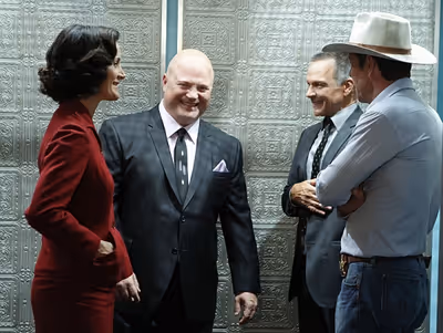 Carrie-Anne Moss, Michael Chiklis, James Russo Dennis Quaid Photo
