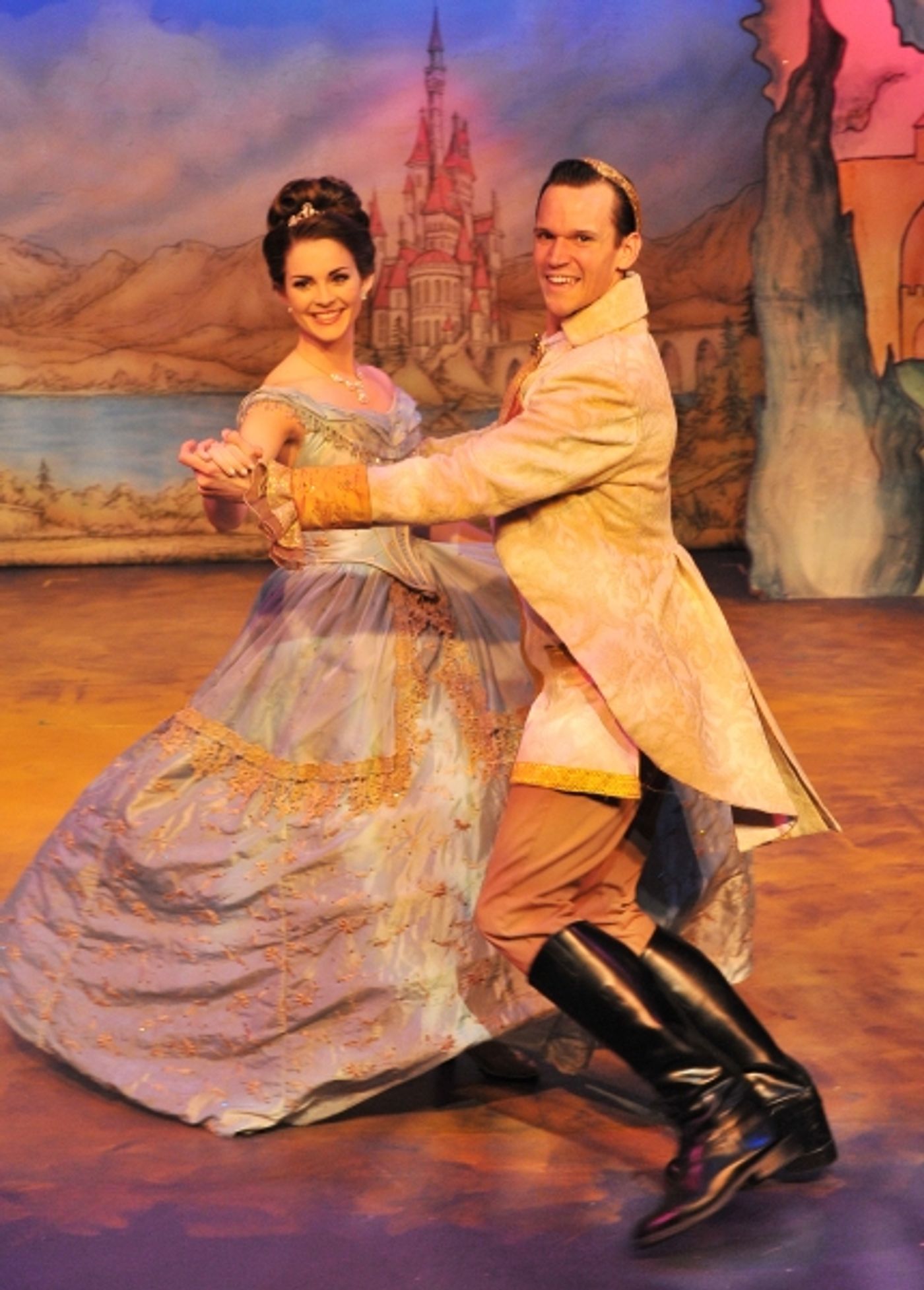 Photo Flash: Production Photos From CINDERELLA at Sierra Rep  Image