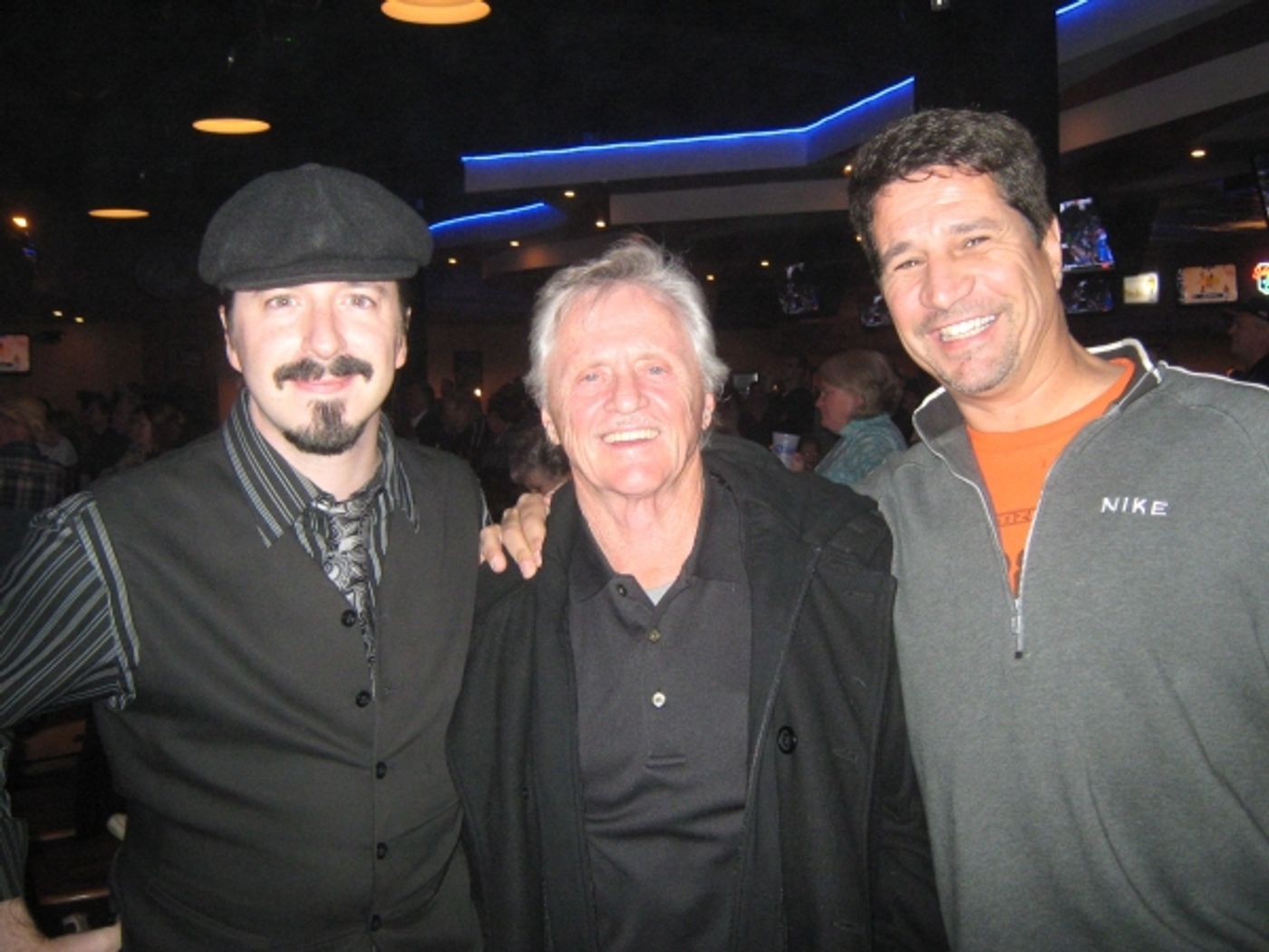 Photo Flash: Jetset Getset 'Plays It Forward' for Charity  Image