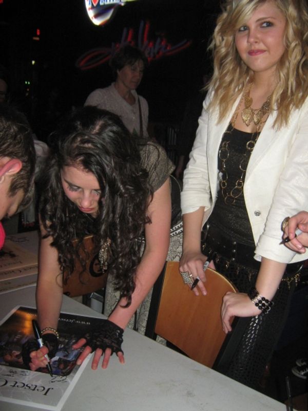 Sadie Loveland and Tori Little Photo