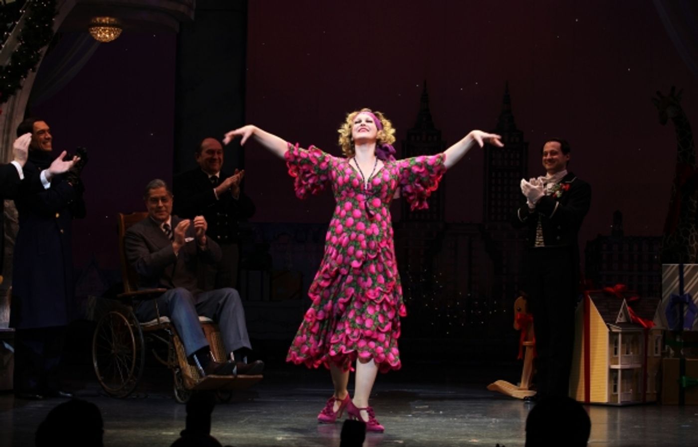 Photo Coverage: Inside Opening Night of ANNIE Opening- the Curtain Call! Image