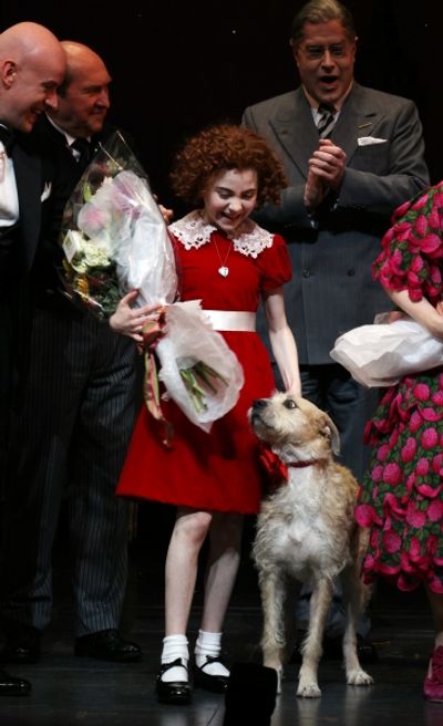 Anthony Warlow, Lilla Crawford, Sunny & Merwin Foard Photo