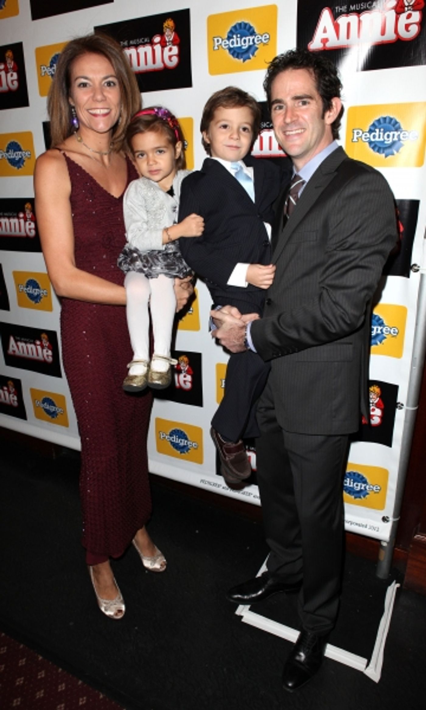 Photo Coverage: Bernadette Peters, Andrea McArdle, and More at ANNIE Opening- Arrivals!  Image