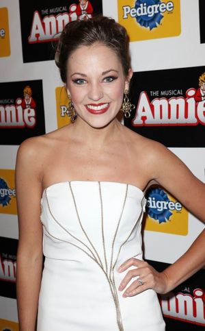 Laura Osnes @ BroadwayWorld Laura Osnes Photo