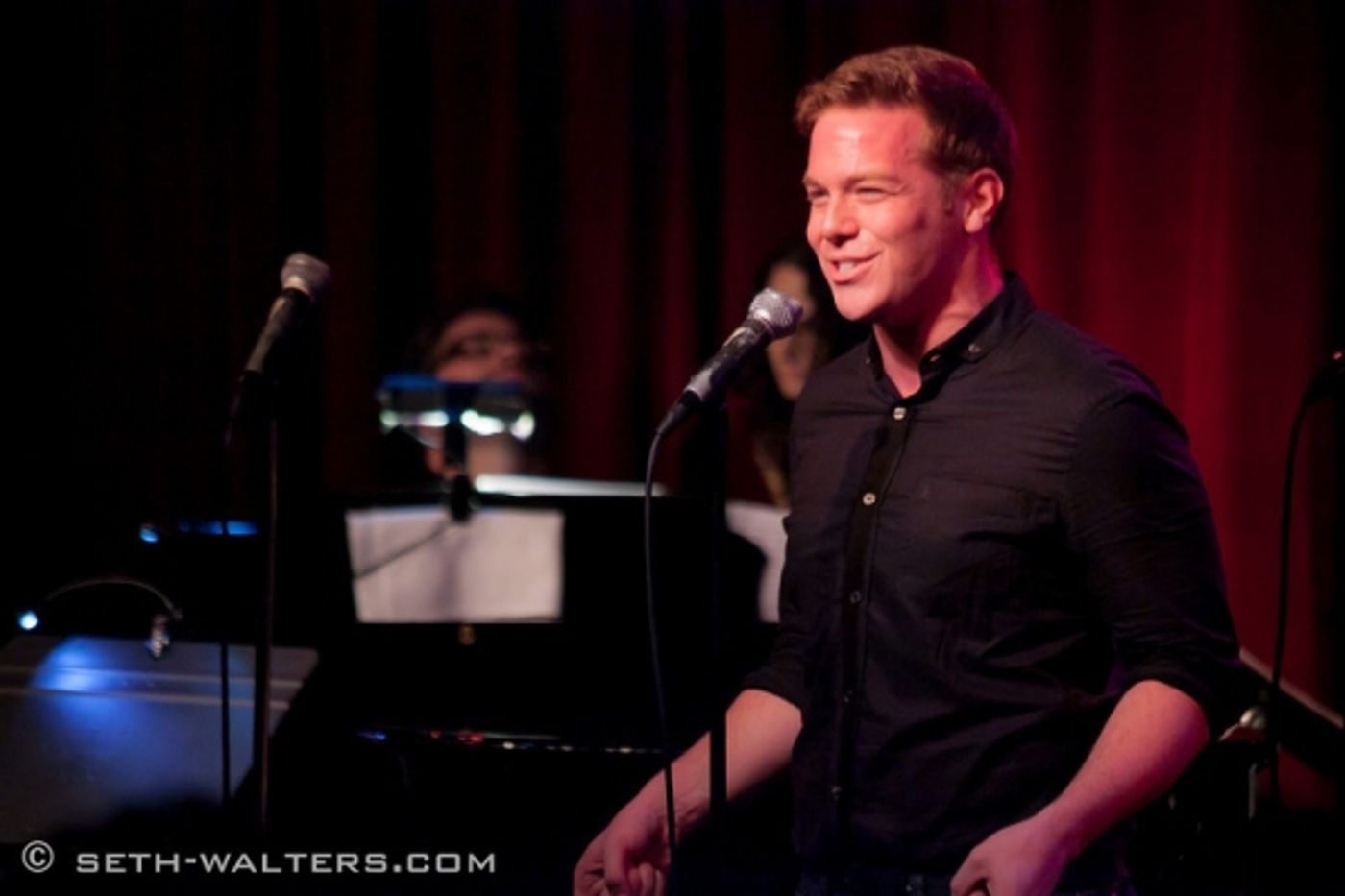 Photo Flash: Kate Shindle, Raymond J. Lee and More Featured in Bobby Cronin Concert at Birdland  Image