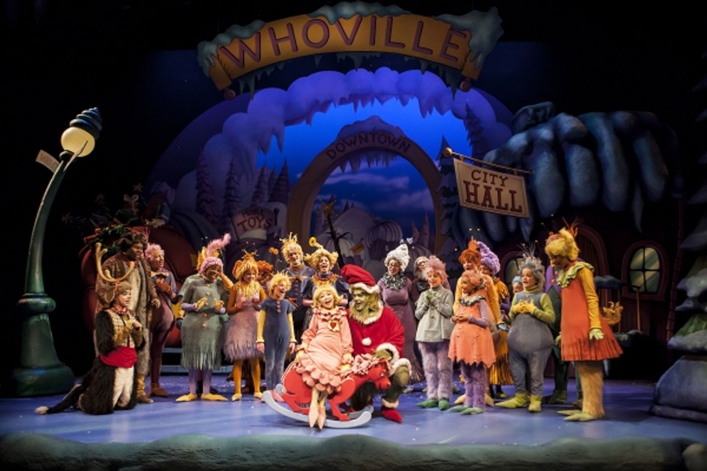 Photo Flash: First Look at Dr. Seuss' HOW THE GRINCH STOLE CHRISTMAS at Children's Theatre Company  Image