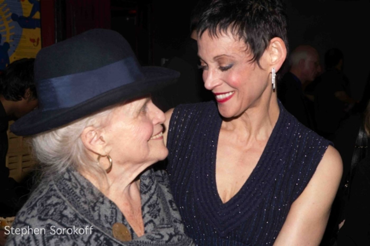 Photo Coverage: Giselle Wolf Brings JOURNEYS: A CELEBRATION to The Metropolitan Room  Image