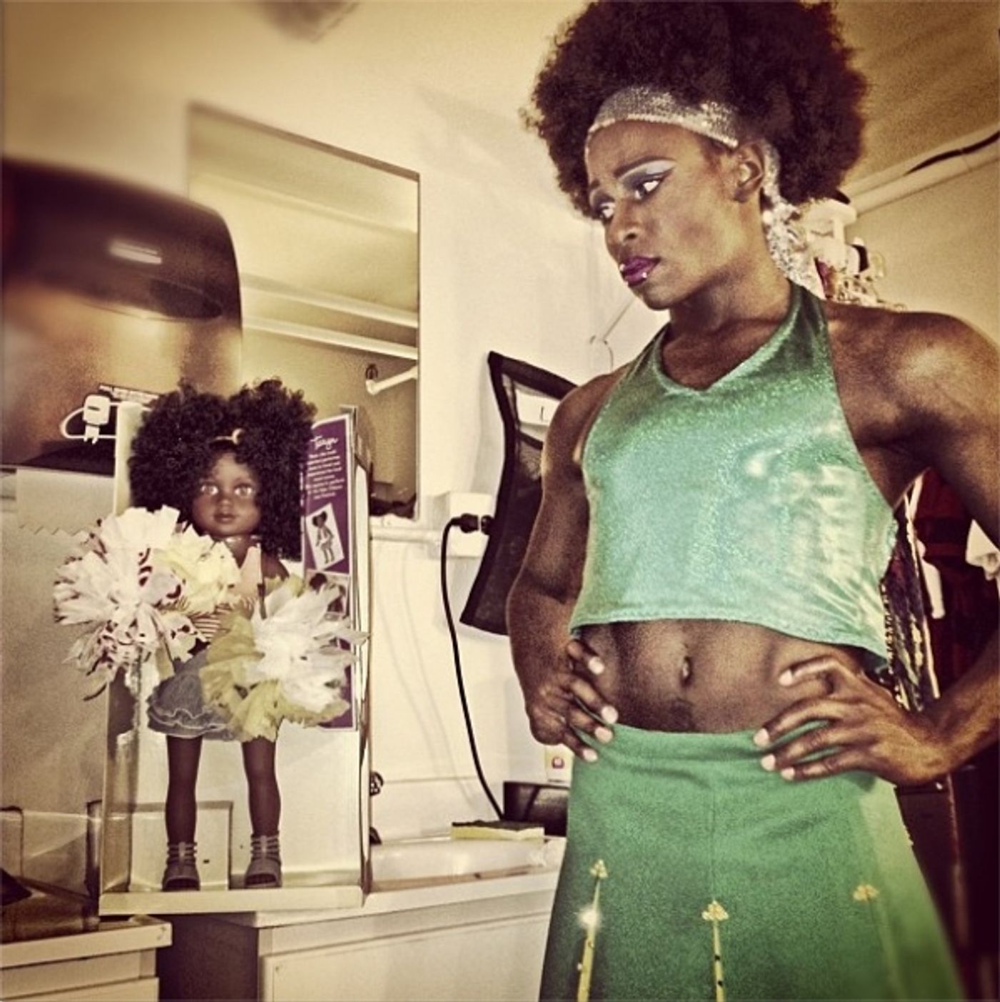 Photo Flash: Saturday Intermission Pics, Nov 10 - Green Edition!  Image