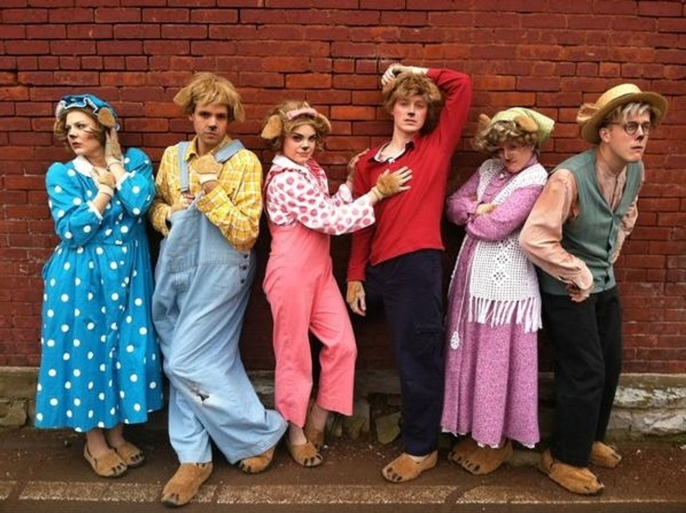 Photo Flash: Saturday Intermission Pics, Nov 10 - Green Edition!  Image