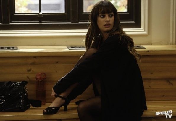 Photo Flash: Sneak Peek - GLEE Does GREASE!; Christmas Episode to Tribute LOVE, ACTUALLY! — photo 3 of 11