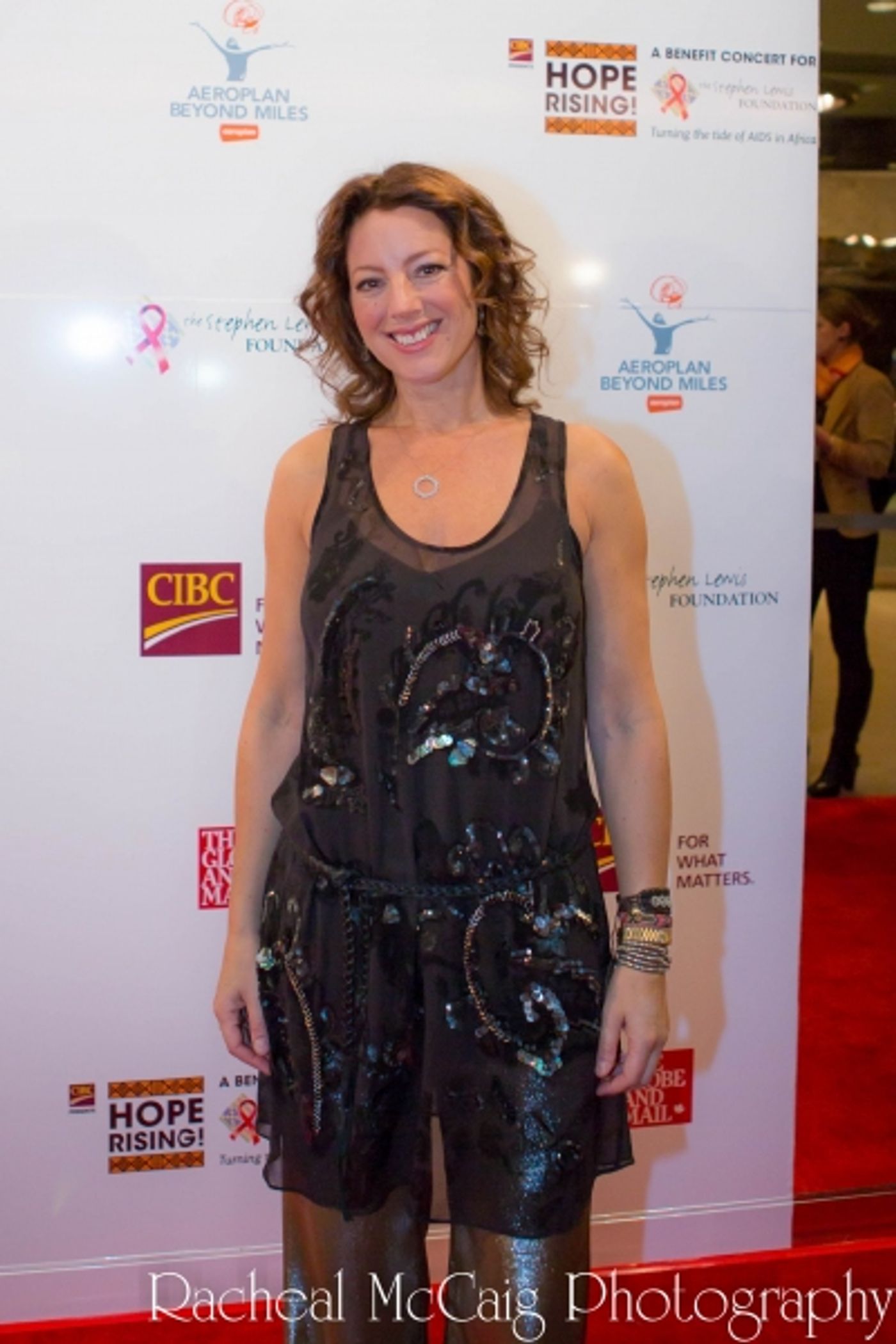 Photo Coverage: Annie Lennox, Sarah McLachlan and Angelique Kidjo at HOPE RISING  Image