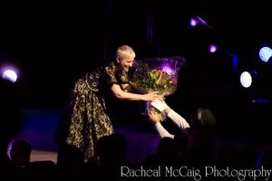 Annie Lennox
@ BroadwayWorld Annie Lennox
Photo