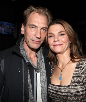 Julian Sands & Kathryn Erbe Photo