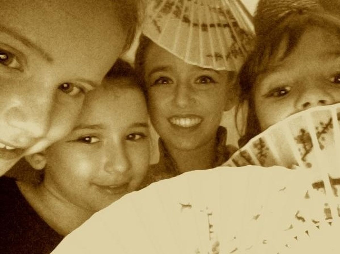 Photo Flash: Saturday Intermission Pics, Nov 10, Part 2 - Green Edition!  Image