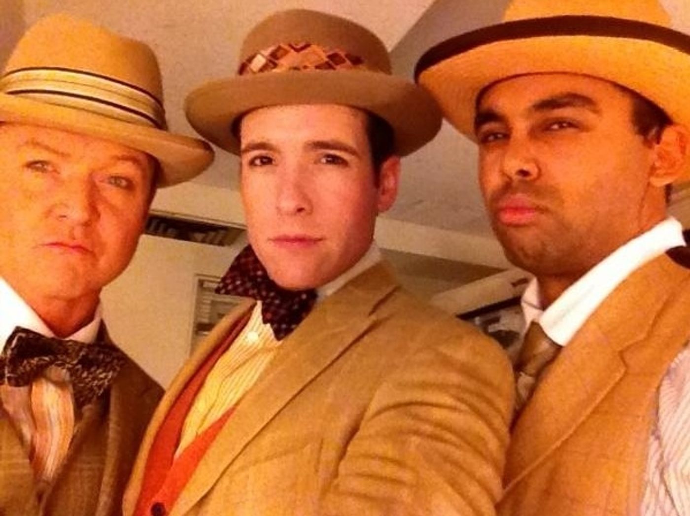 Photo Flash: Saturday Intermission Pics, Nov 10, Part 2 - Green Edition!  Image