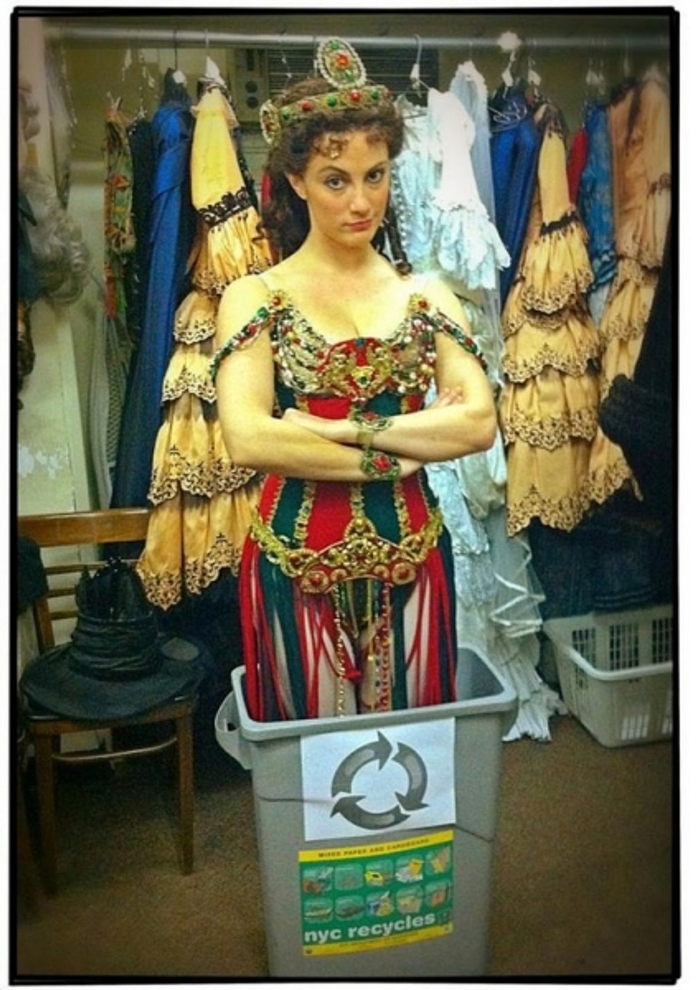 Photo Flash: Saturday Intermission Pics, Nov 10, Part 2 - Green Edition!  Image