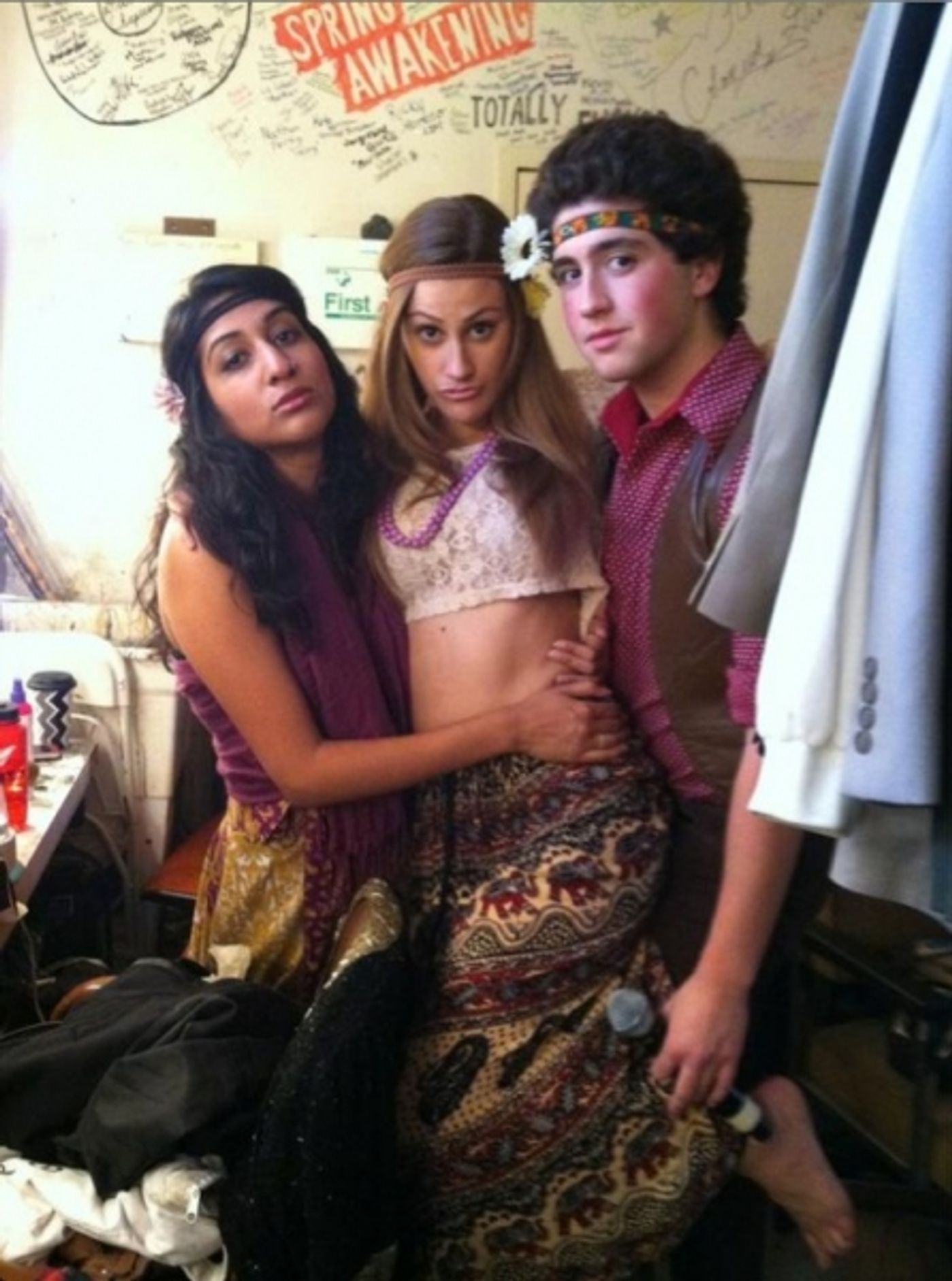 Photo Flash: Saturday Intermission Pics, Nov 10, Part 2 - Green Edition!  Image