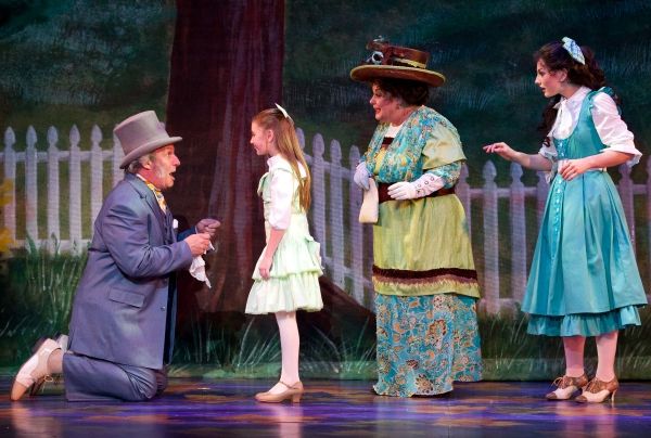 Bill Van Horn, Gaby Bradbury, Alene Robertson and Sarah Meahl Photo