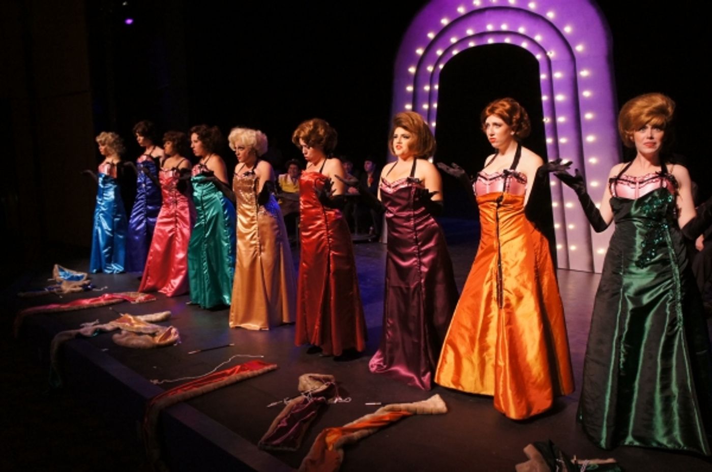 Photo Flash: First Look at GUYS & DOLLS at Mesa Encore Theatre  Image