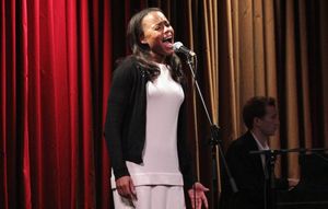 Nikki Renee Daniels @ BroadwayWorld Nikki Renee Daniels Photo