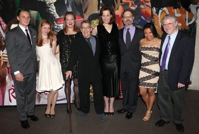 Billy Magnussen, Genevieve Angelson, Kristine Nielsen, Nicholas Martin, Sigourney Wea Photo