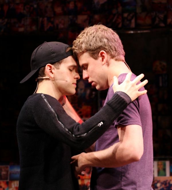 Taylor Trensch & Jason Hite  Photo