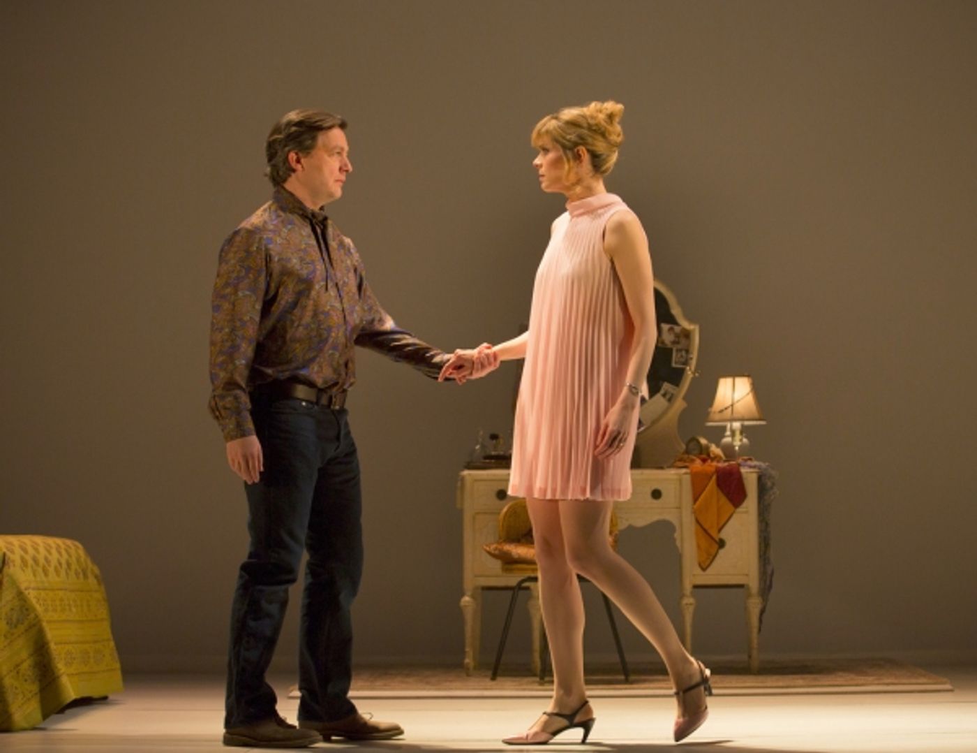 Photo Flash: First Look at Huntington Theatre Company's BETRAYAL  Image