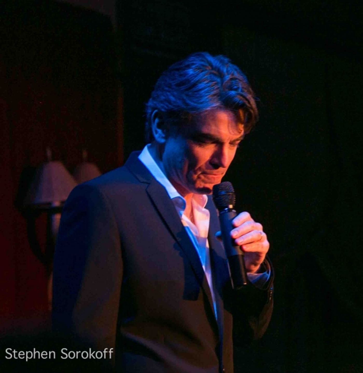 Photo Coverage: Peter Gallagher Brings HOW'D ALL YOU PEOPLE GET IN MY ROOM? to Feinstein's  Image