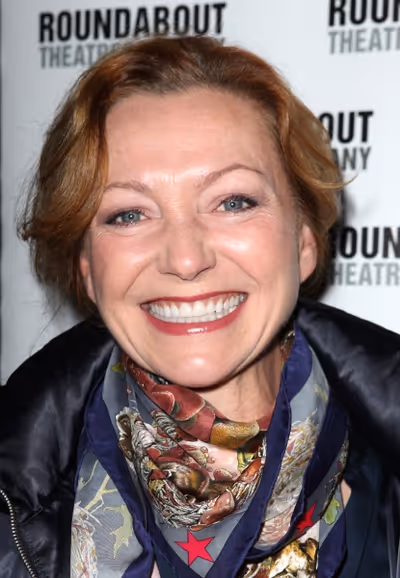 Julie White  Photo