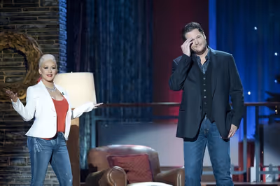 Christina Aguilera, Blake Shelton Photo
